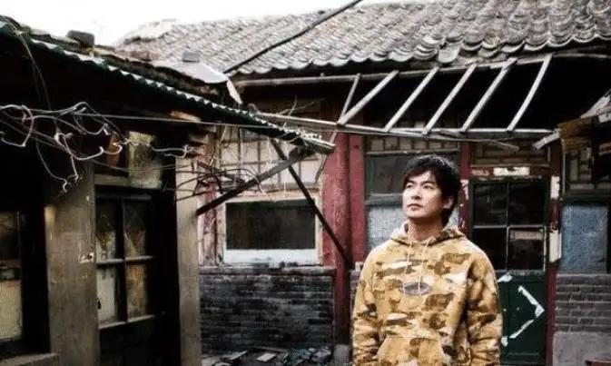 张国立和李连杰,张国立曾经入选南极科考队