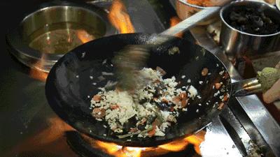 厨房各种锅具电器怎么收纳,厨房需要哪些锅具电器