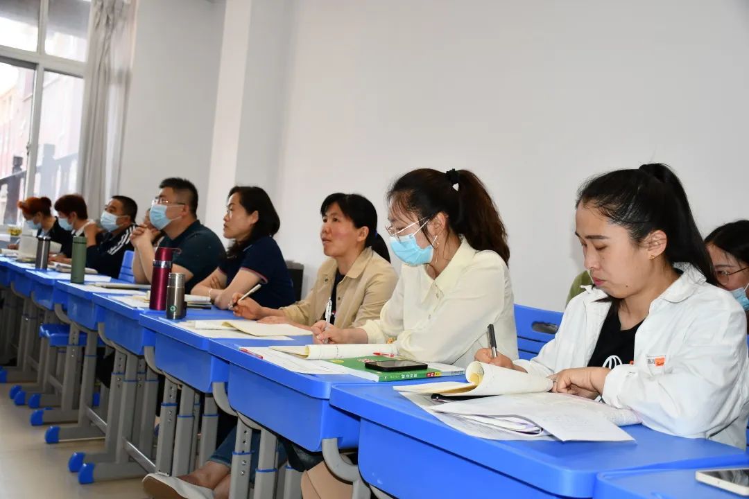 潍坊北海中学举行融入教学的课堂评价暨理解力课程实施首届教学节