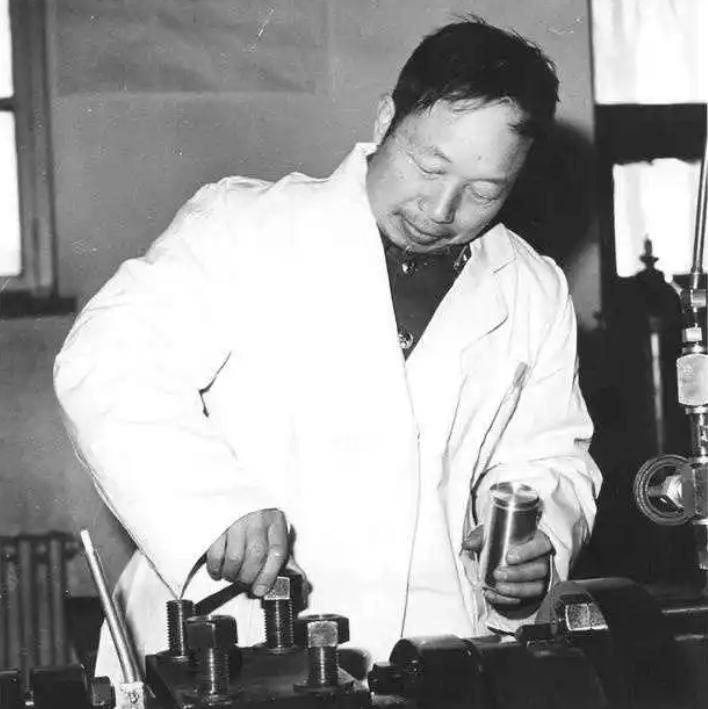 中国研制出原*弹子**后，周总理问如何证明？林俊德拿出一物：我证明