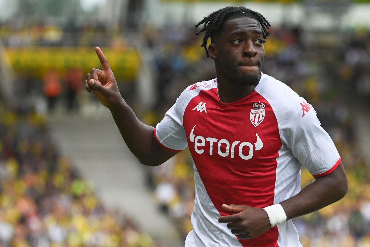 曼联签下贝林厄姆,贝林厄姆加盟皇马首秀