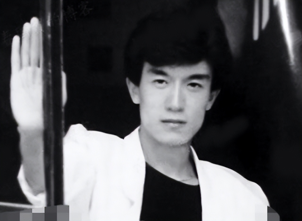 主持人李咏爱情故事,李咏节目经典故事