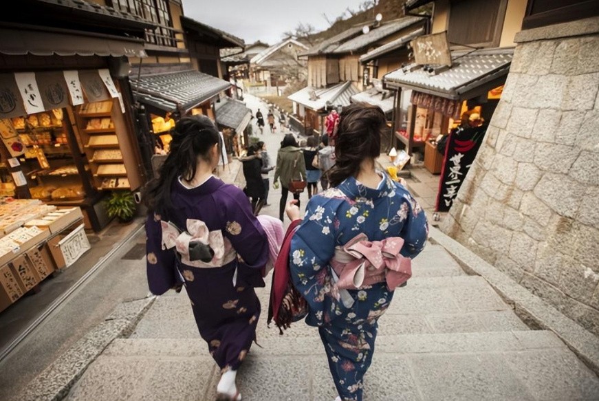 巴西为何成为日本移民者的天堂？跨越半个地球结婚，也不愿意回国