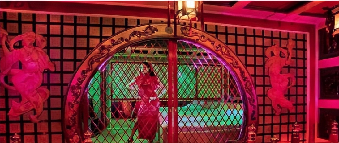 情侣酒店必须做的几件事,情侣酒店简单拍照姿势