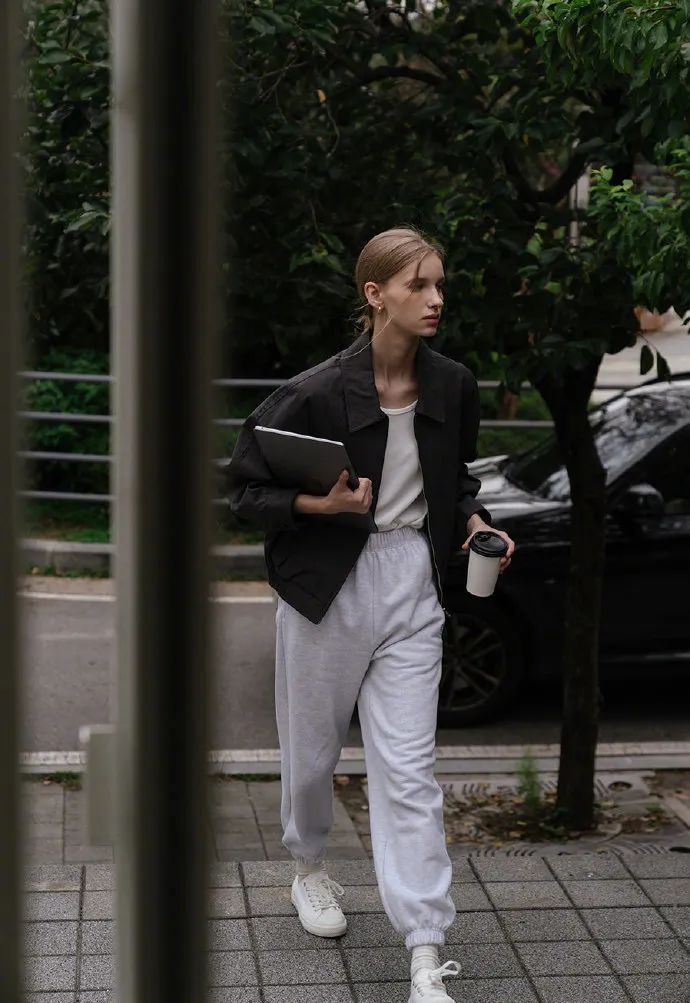 韩系秋冬新款穿搭,每日穿搭分享韩系新款秋冬