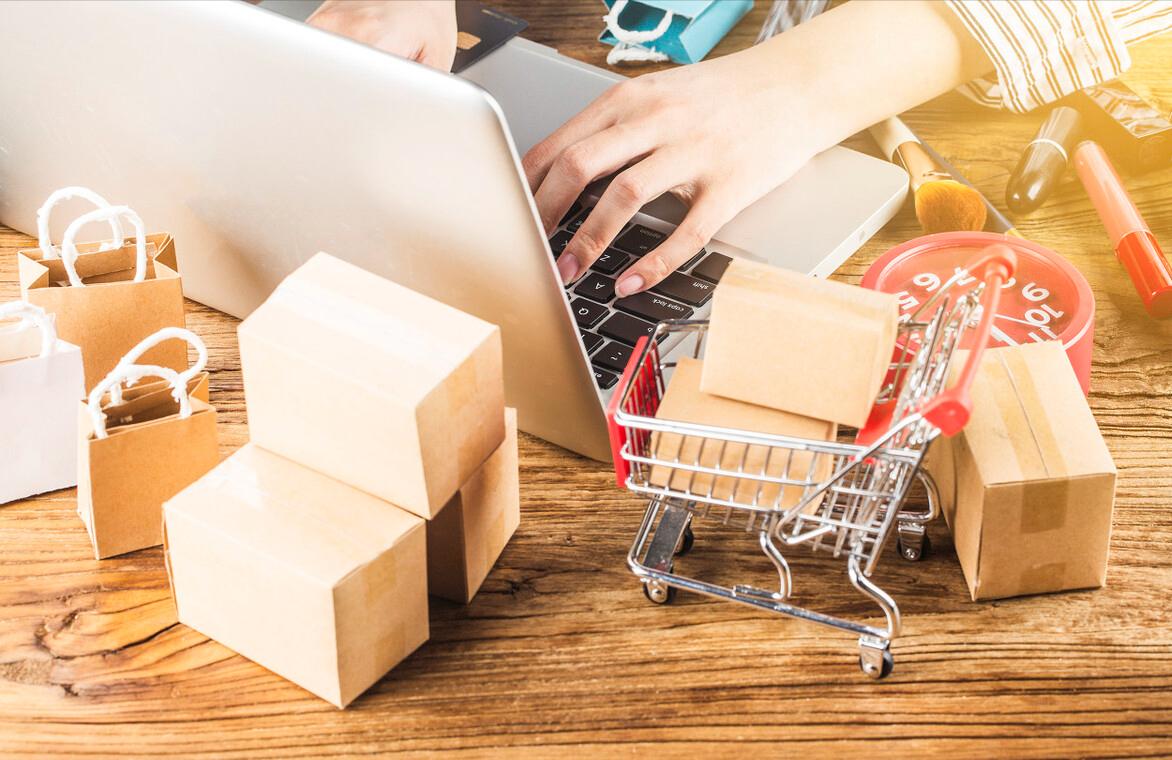 拼多多和淘宝京东上购物哪家划算,为什么拼多多跨境商品比淘宝便宜