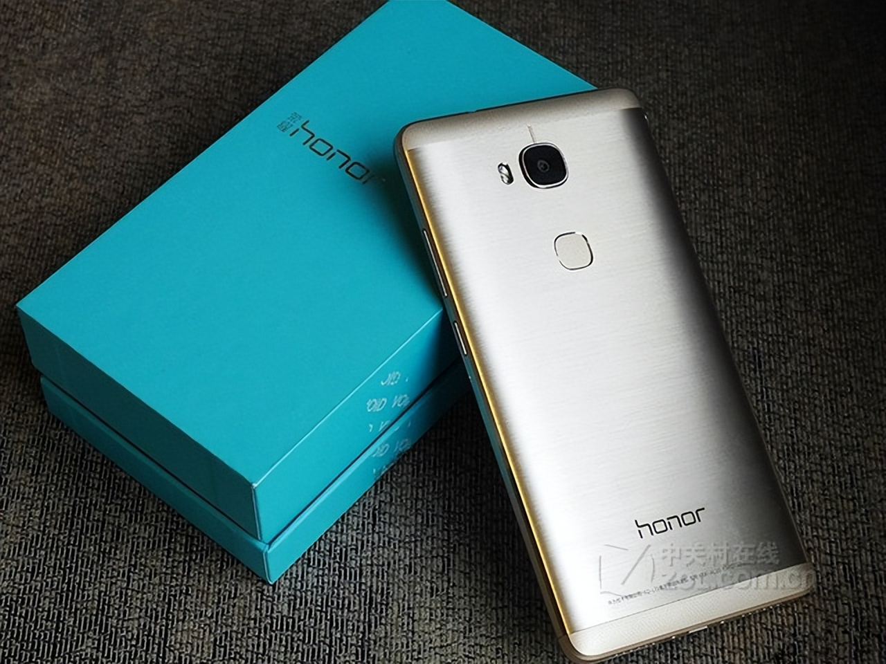 荣耀x50是荣耀x系列的第几代机型,荣耀x50是十年里程碑大作吗