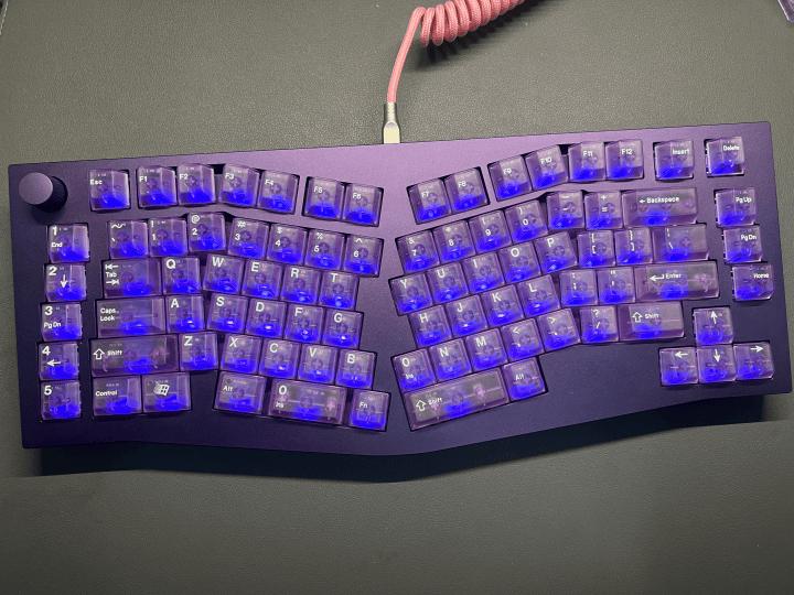 keychron机械键盘推荐,alice人体工学键盘套件推荐