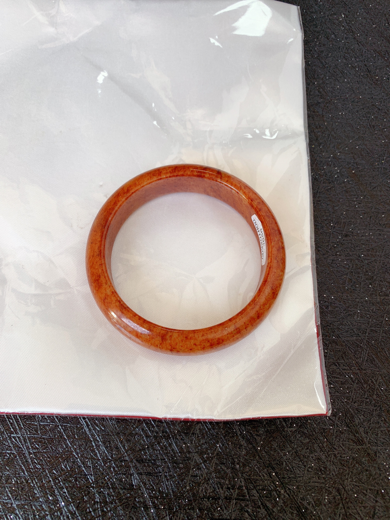 翡翠证书怎么看真伪,翡翠鉴定证书上没有密度和折射率