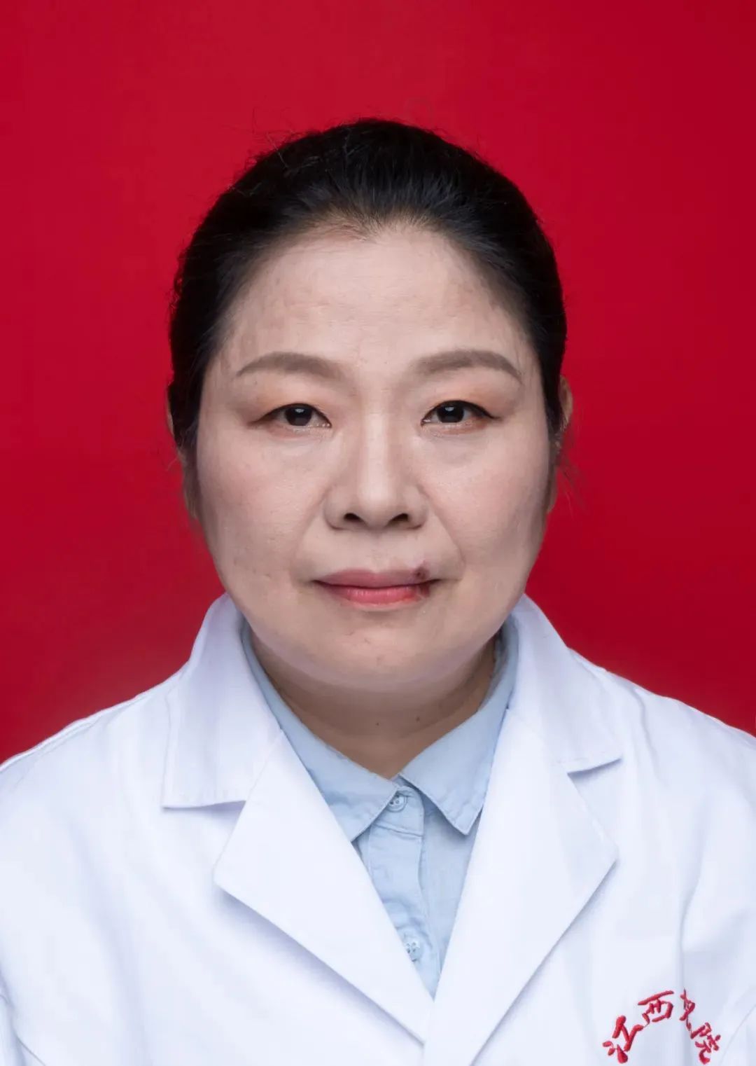 急性中耳炎耳朵疼怎么快速止痛,4岁儿童急性中耳炎耳朵发红