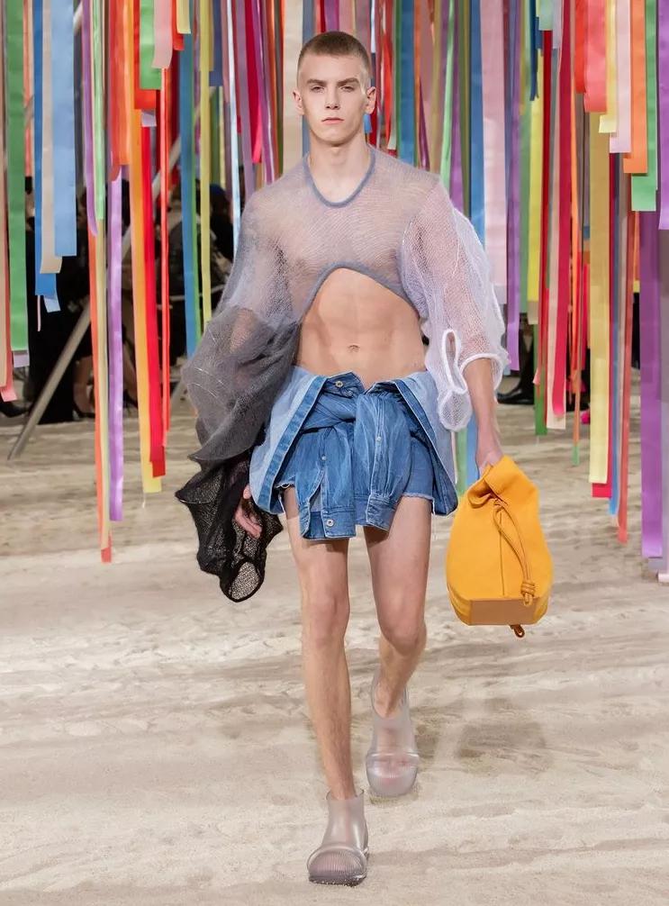 露后跟高跟运动鞋,不露脚高跟运动鞋