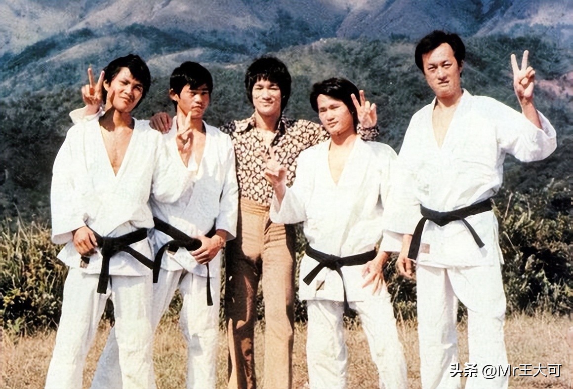 元华年轻时个人资料,元华香港金像奖