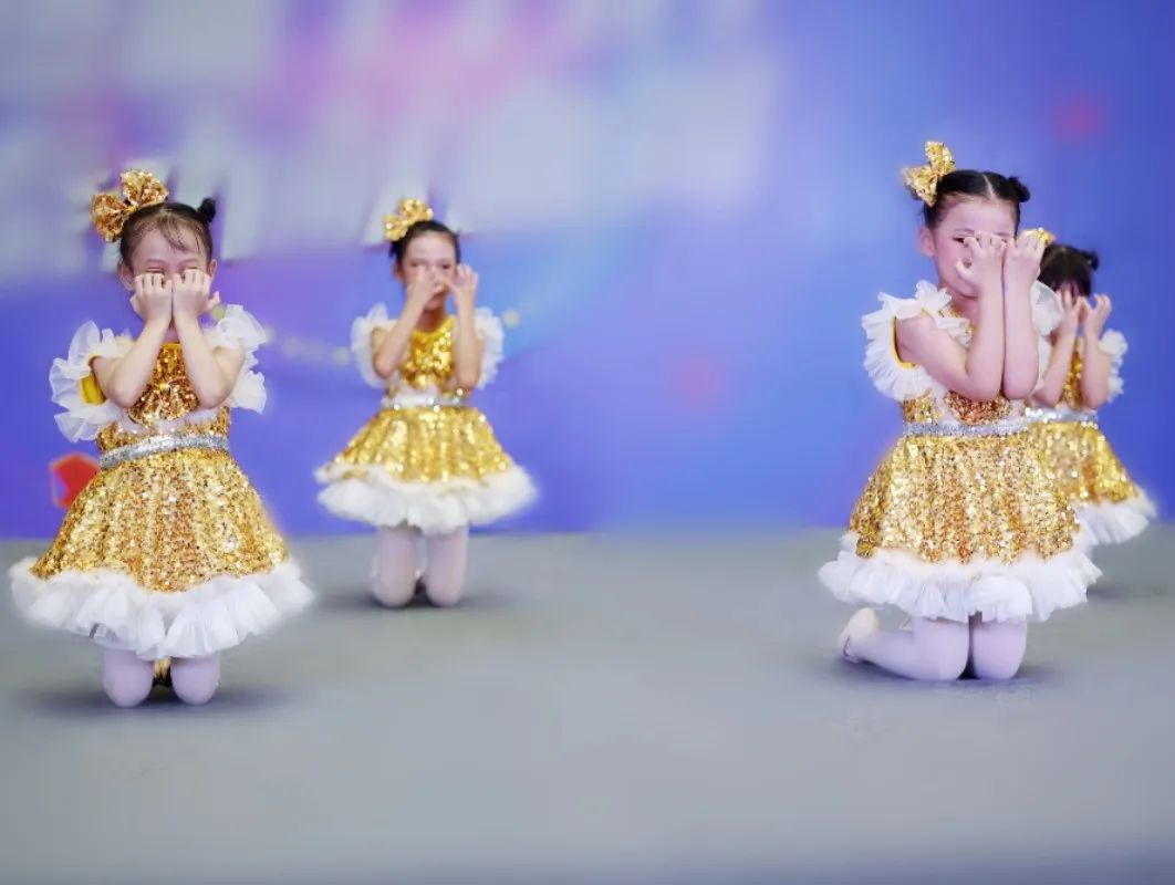 舞蹈表演培训推荐哪家,舞蹈机构还是舞蹈学校