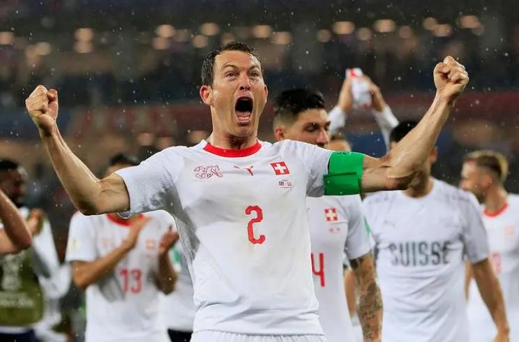 足球场上的政治:18年,奥地利前锋一句脏话,引燃“巴尔干战火”