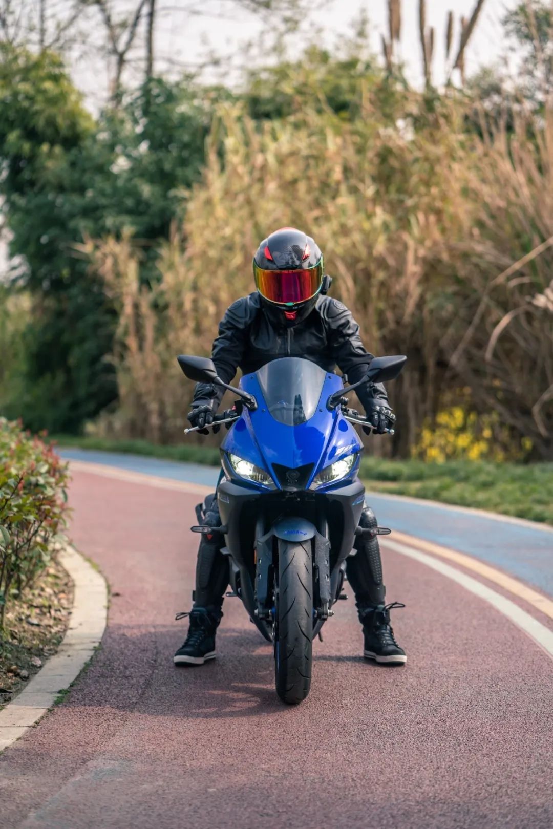 新款雅马哈yzfr3怎么样,雅马哈YZF-R25测评