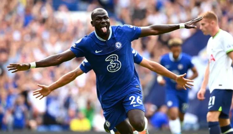 切尔西在伦敦德比中完胜热刺,伦敦德比孔蒂视频