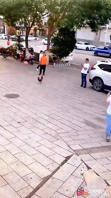 住酒店时显示已经在其他酒店入住,住酒店发现是自己几年前婚房