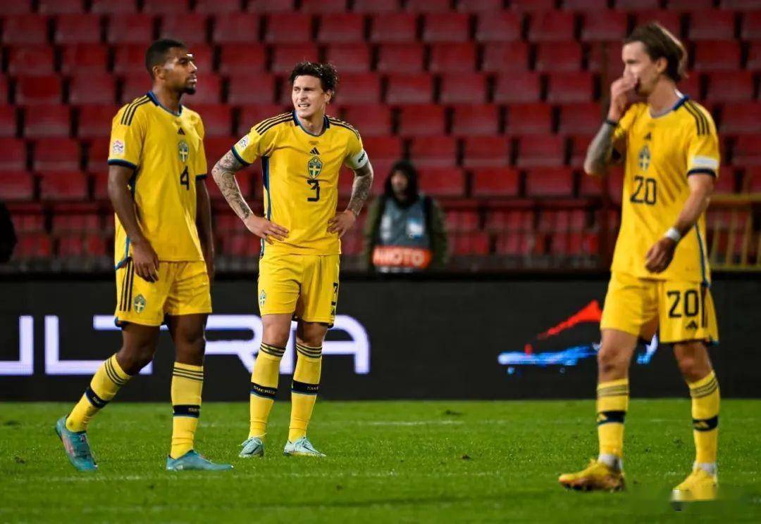 卢卡库被c罗踢中,卢卡库世界杯被队友打