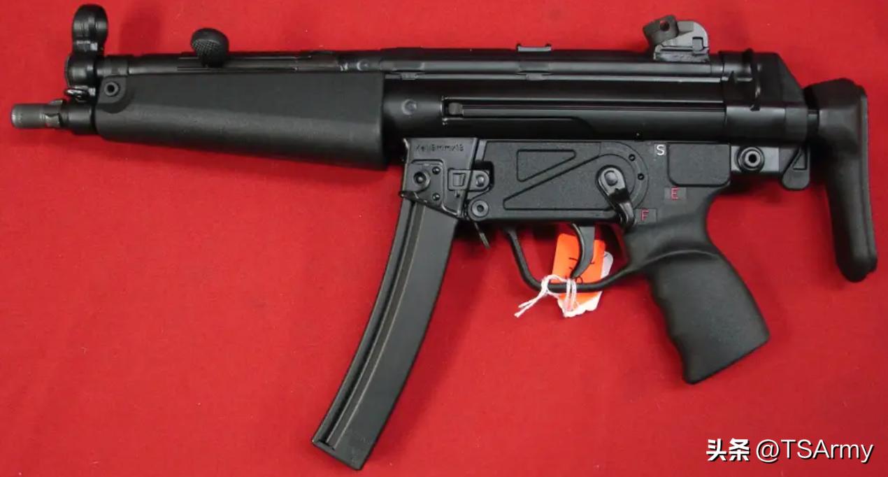 香港飞虎队使用的是什么枪械,飞虎队用的是什么手枪