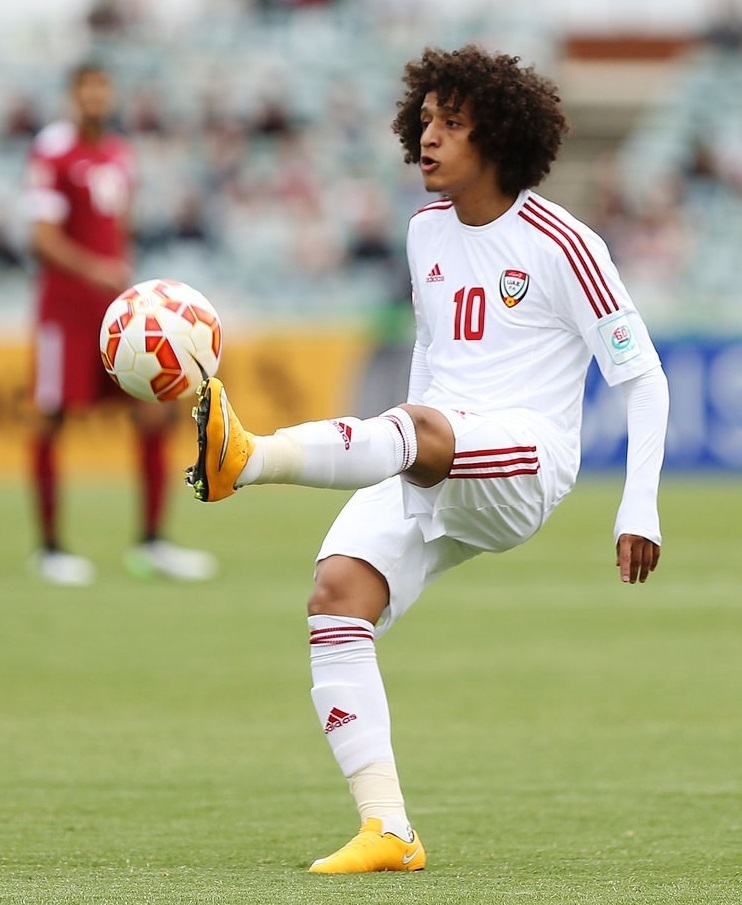 他,为了家人的未来效忠阿联酋,昔日亚洲足球先生,在伤病里沉沦