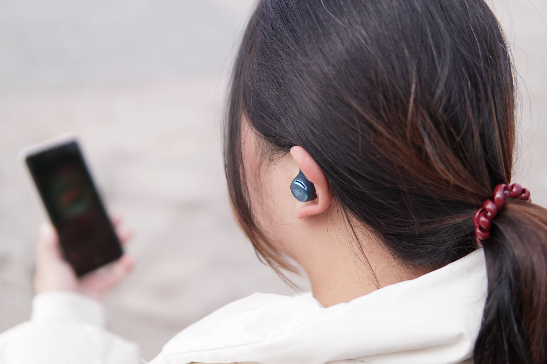 jbl的蓝牙耳机值不值得买,jbl蓝牙耳机各款评价