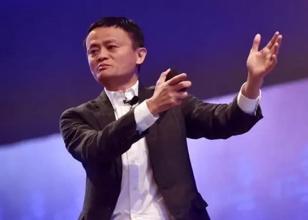 马云成功背后也依靠“做人”