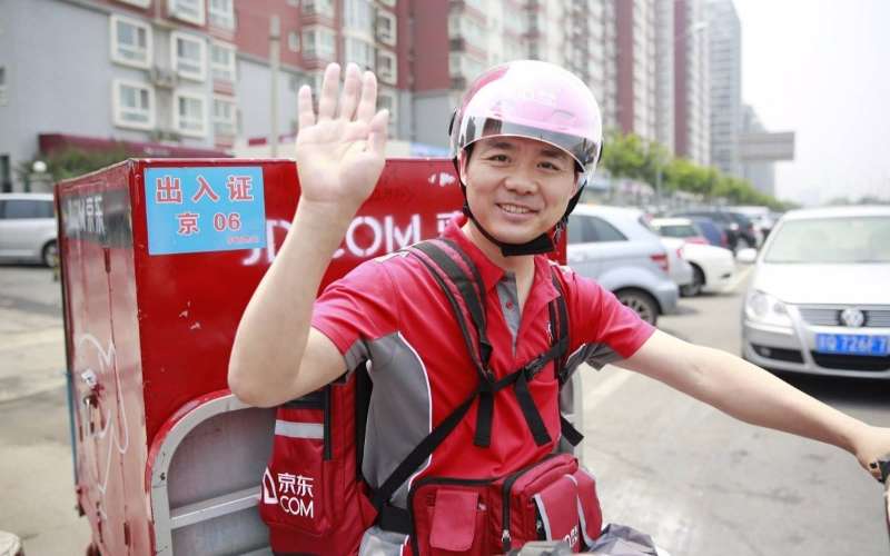 为什么有的直男会喜欢上男生,为什么直男也会喜欢男生