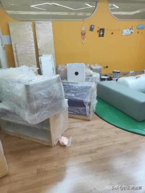 涔愯瀺鏃╂暀璺戣矾,涔愯瀺琚洕鍏夌殑浜嬫儏