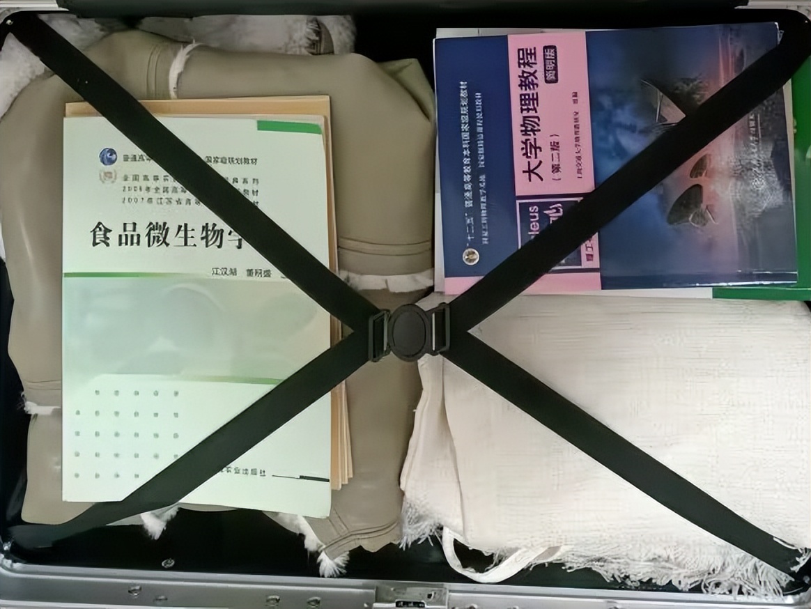 真暖：开学了，“妈妈牌”行李箱，年度最爱…