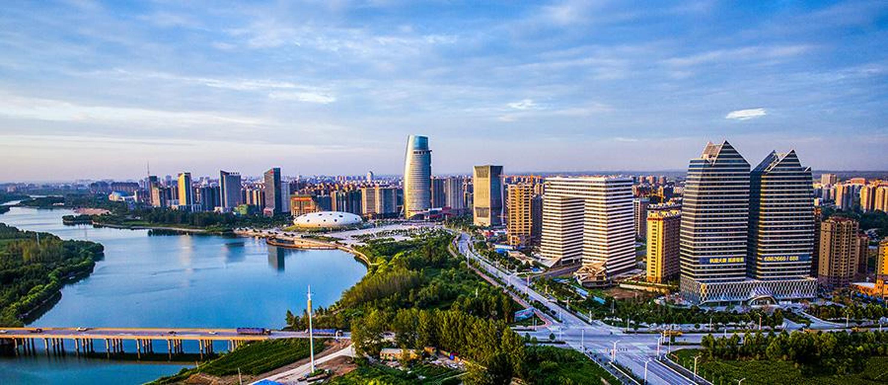 男子在鹤壁花10万块买了8套房，最低1000块.官方回应：可能是噱头