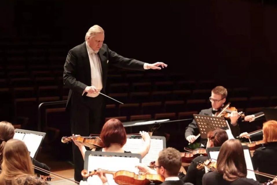 中世纪世俗音乐文化有何发展,中世纪世俗音乐