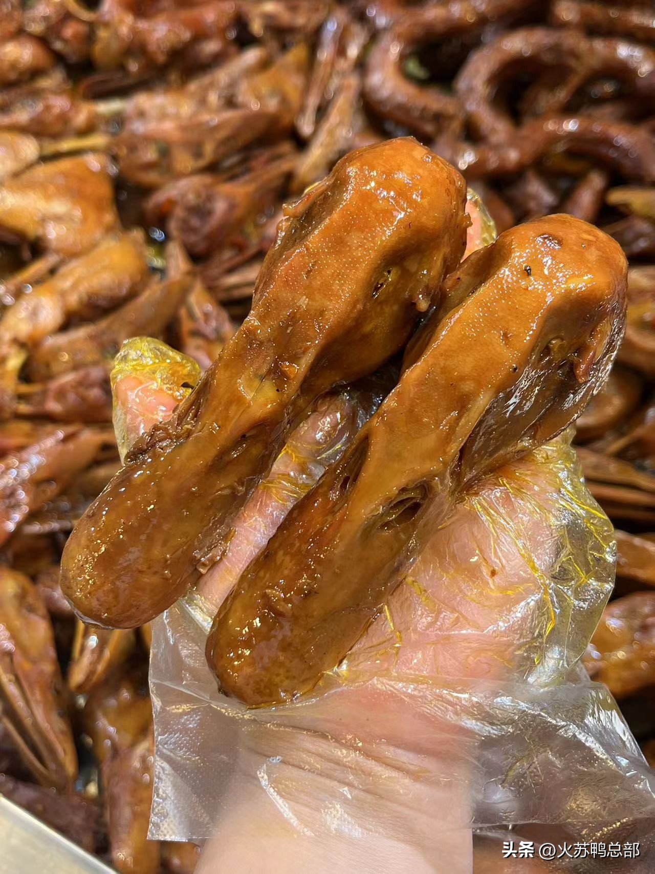 武汉黑鸭整只酱鸭做法,武汉黑鸭做法商用