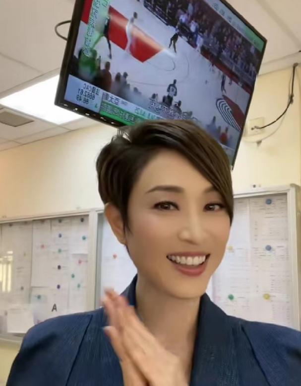 鹿晗世勋庆祝手势,世界杯冠军之夜鹿晗解说