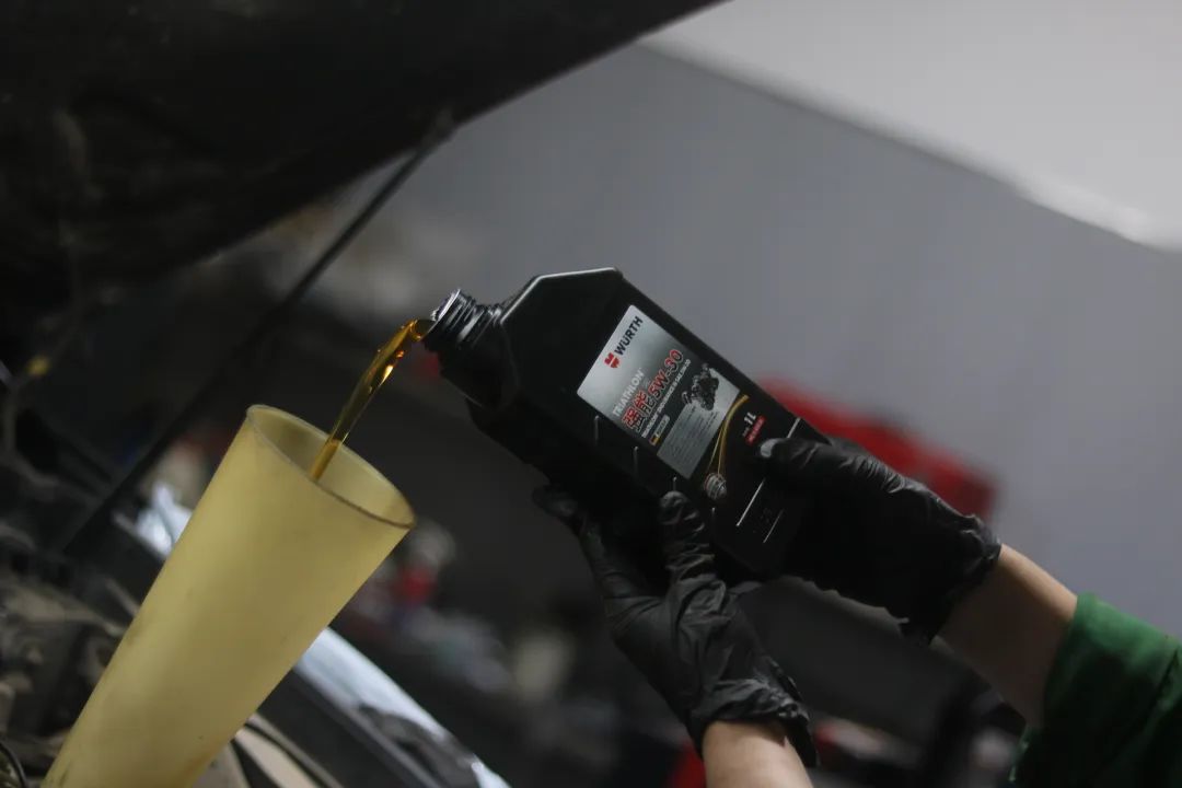 12代皇冠翻新后能开多久,坏掉的车改造成新车