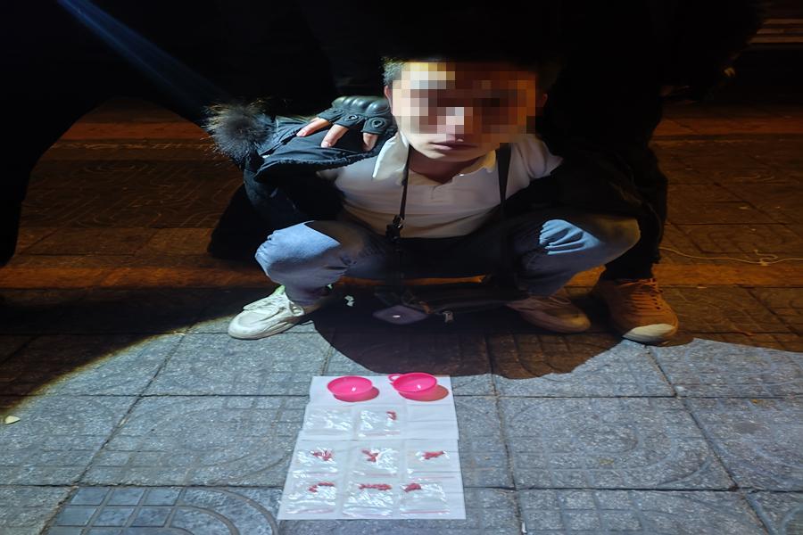 新闻热点大事件,新闻早播报15分钟