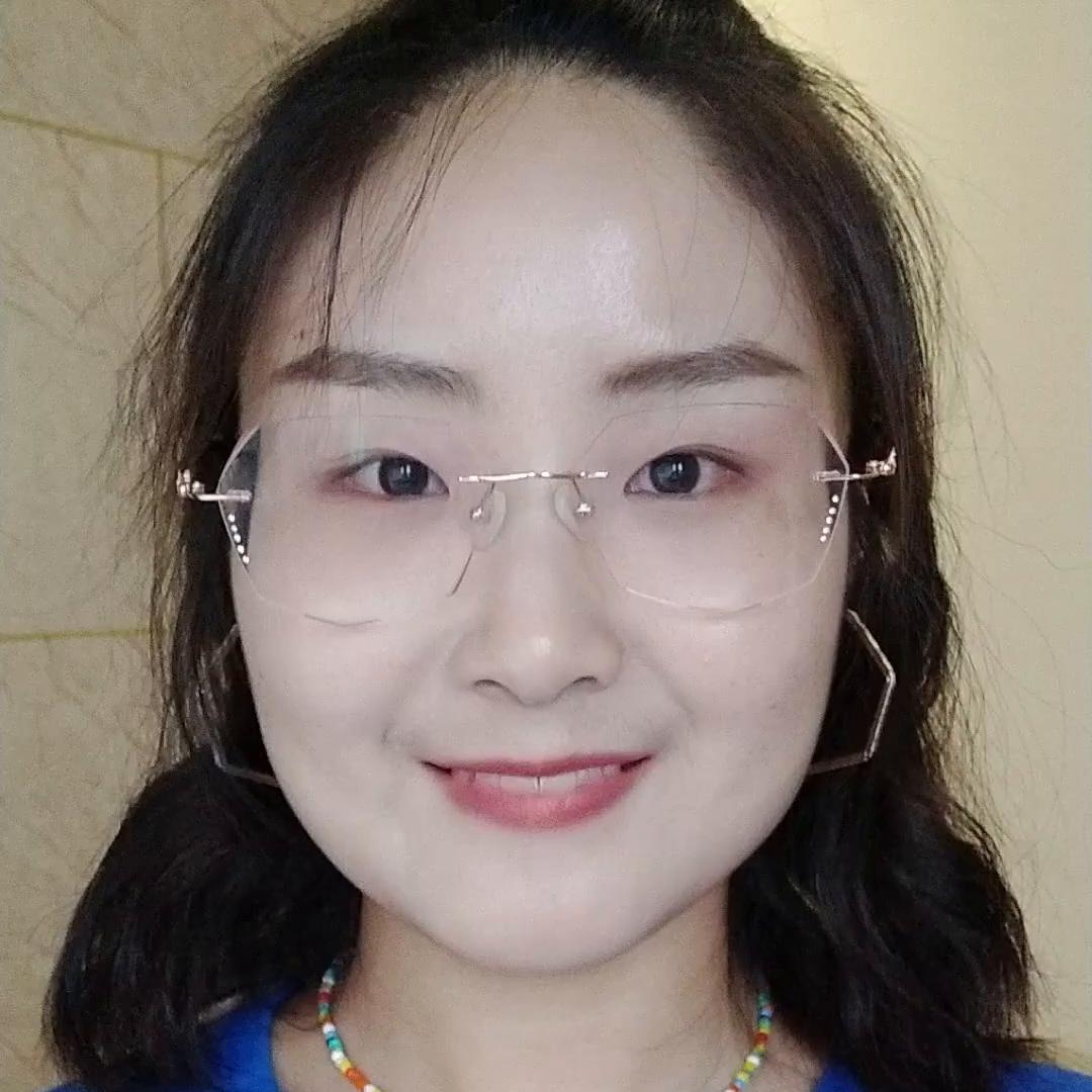 画眼线教程新手伪素颜,晚上化妆怎么画眼线最好看