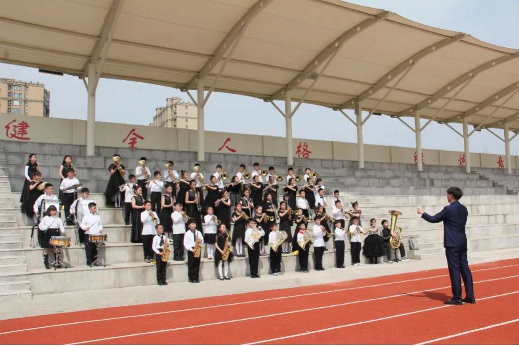 江苏省盐城市亭湖区新洋实验小学,盐城市新洋实验小学三年级
