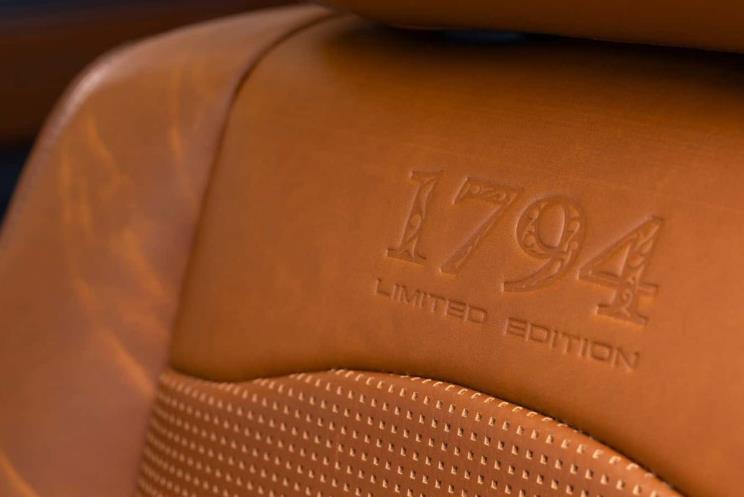 全新款丰田震撼亮相,全新丰田坦途亮相价格