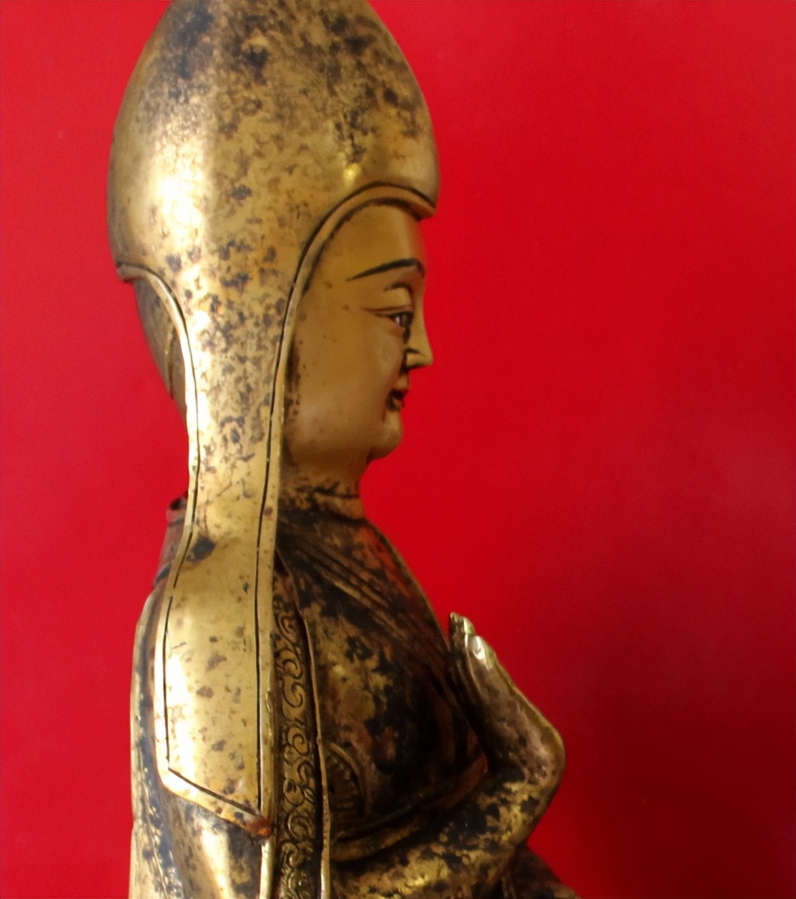 小伙农村收古董700元买个黄金佛,90后小伙专业回收黄金