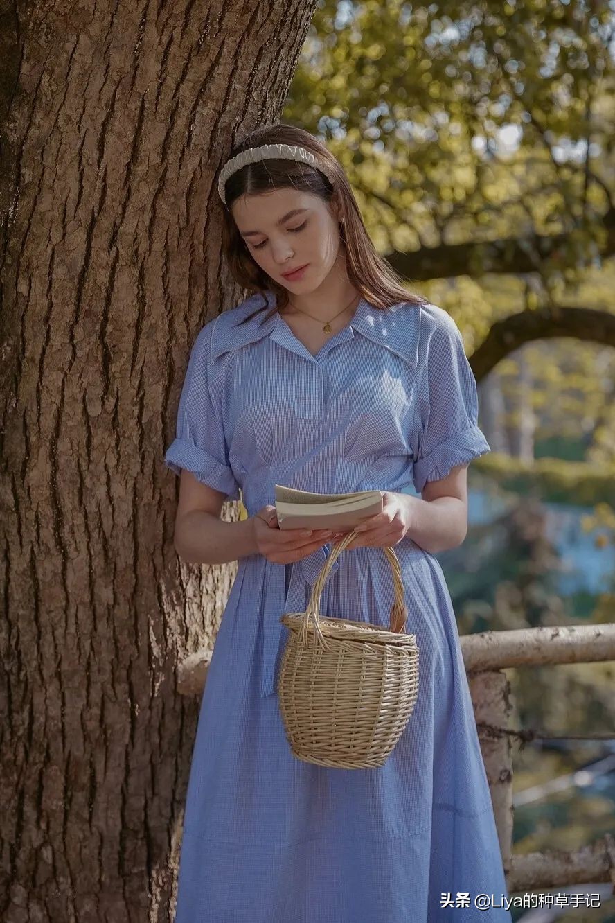 夏天必备的草编包清爽又百搭,草编包高级感时尚漂亮