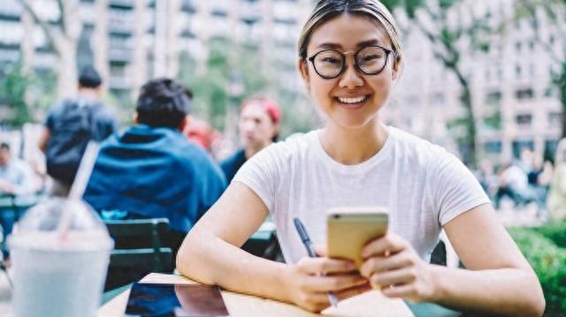 中国移动更新了怎么领权益,中国移动权益版和公开版