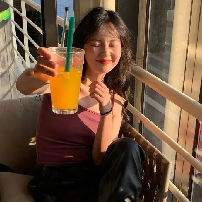 头像：日常简单好看的微信头像QQ