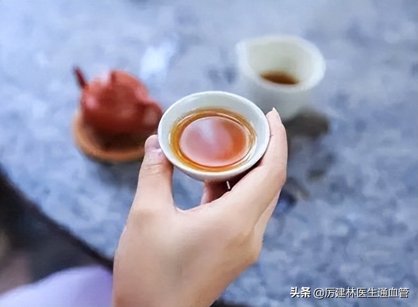 喝茶后不能吃哪些水果,喝茶后吃药有什么危害