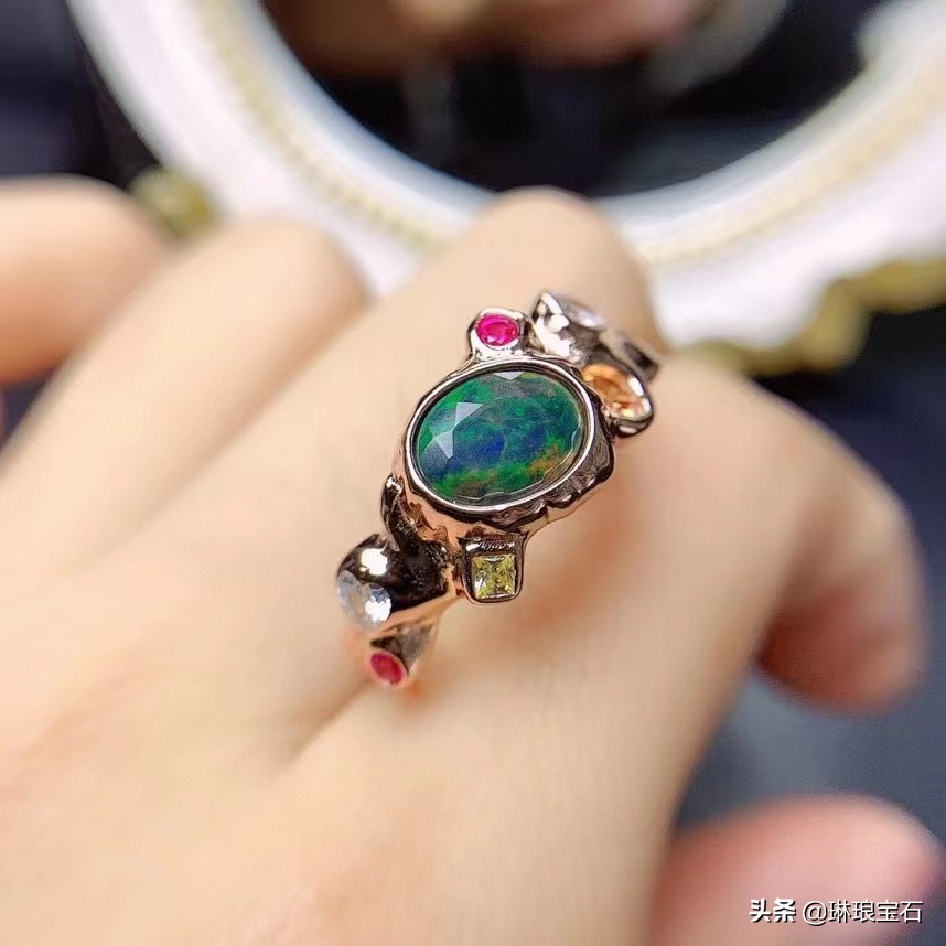 s925银天然欧泊,卡奢s925银欧泊项链