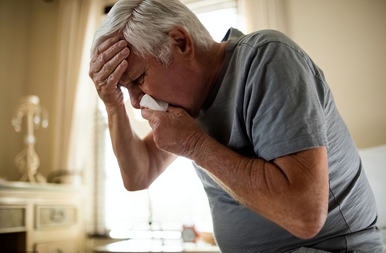 耳垂有折痕会得心梗吗,耳垂上有褶皱就是心脏病前兆吗