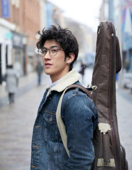 盘点那些长脸的男星,国内被嘲笑鞋拔子脸的男星