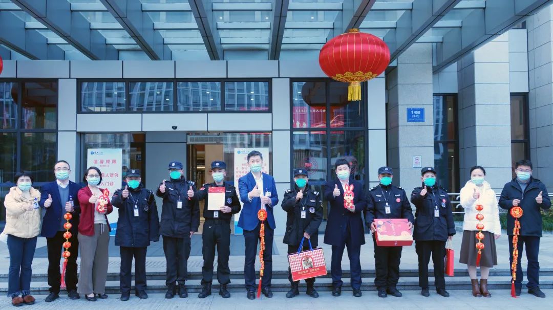 致敬国寿坚守岗位工作的人,致敬春节坚守在岗的同事们