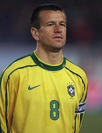 欧洲足球与南美足球青训体系分析,足球经济学深度解析