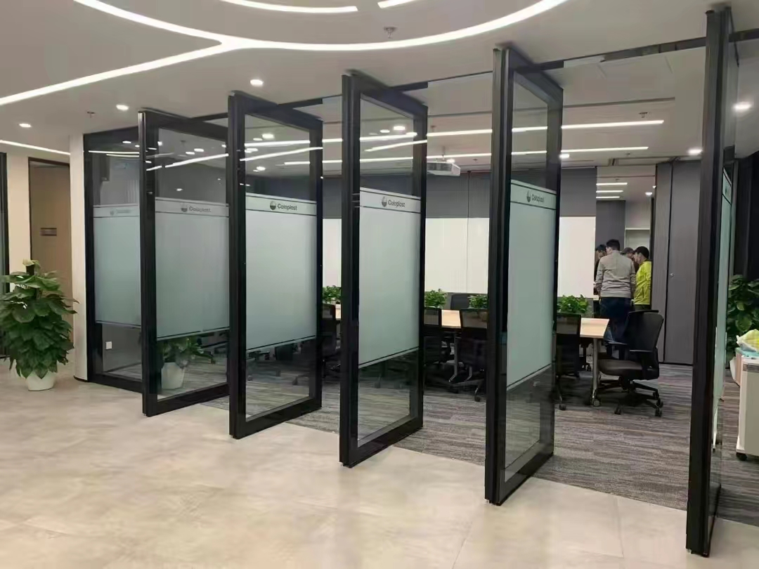 济南办公玻璃隔断厂家联系方式,玻璃隔断和活动隔断