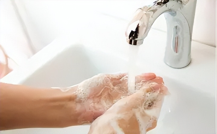 为什么中国女性喜欢卫生巾，外国女性却偏爱卫生棉条？建议了解